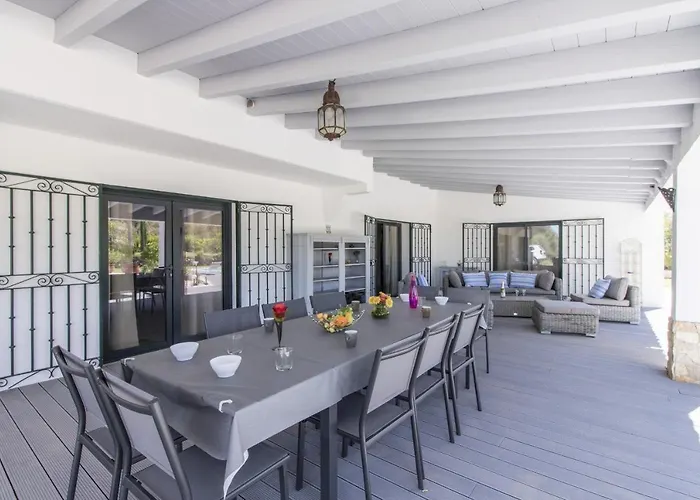 Villa Isabelle By Algarve Holidays - Loule Villa *