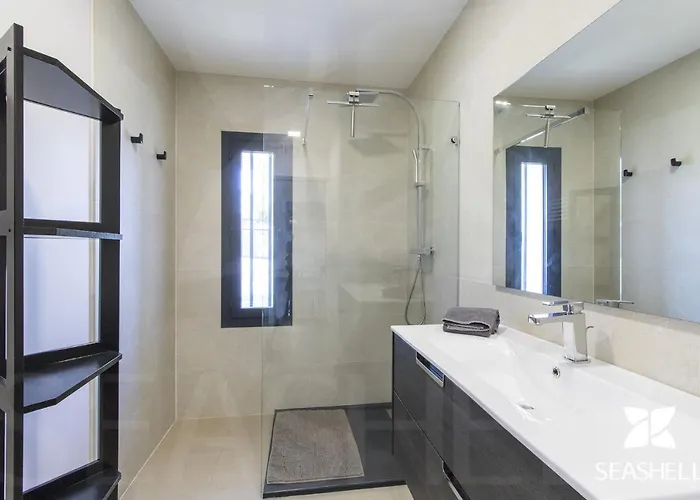 Villa Isabelle By Algarve Holidays - Loule Villa Loulé