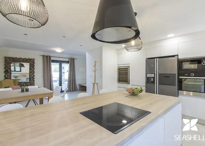 Villa Isabelle By Algarve Holidays - Loule